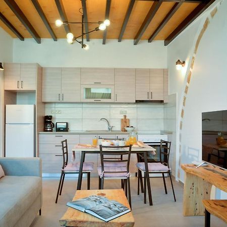 Vama Apartment ปลาเตเนียส ภายนอก รูปภาพ
