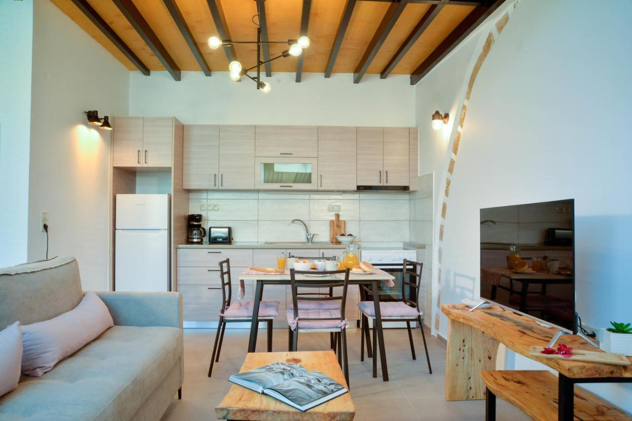 Vama Apartment ปลาเตเนียส ภายนอก รูปภาพ